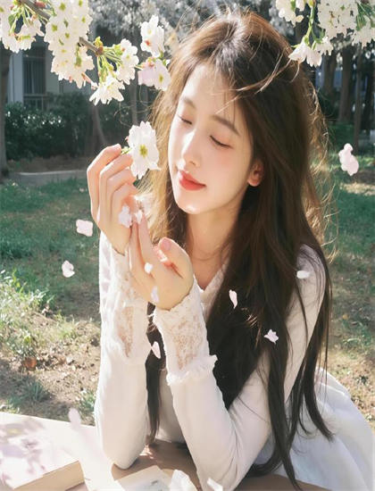 久草免费视频焦在线在线-爸爸接女儿回家视频